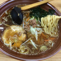味噌ラーメン650円、餃子3個50円（ランチタイム）税抜き価格