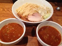 「2色つけ麺大（海老醤油）（トマト）」@神保町 可以の写真