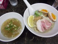 「冷やし鶏節塩つけめん(900円)」@らーめん えんやの写真