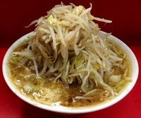 「ラーメン小　600円」@ラーメン二郎 三田本店の写真