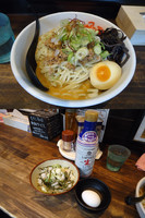 「夏季限定『坦々麺風 冷やしそば 中盛+玉子かけご飯』」@オリオン食堂の写真