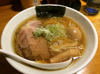 「中華そば大盛り630円  クーポンで味玉」@上州地鶏ラーメン 翔鶴の写真