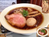 「味玉醤油そば」@Japanese Soba Noodles 蔦の写真