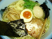 「塩ラーメン＋鶏油＋味玉」@AFURI 恵比寿の写真