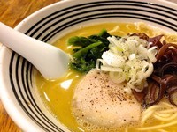 「博多水炊きらーめん」@麺屋すみすの写真