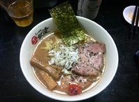 「濃厚羊らーめん 800円　＋麺大盛り 50円」@羊風らーめん シェパードの写真