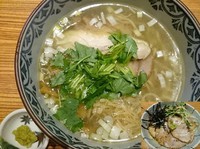 「塩らぁ麺￥700＋焼豚飯￥300＝￥1000」@中華そば こがね屋の写真