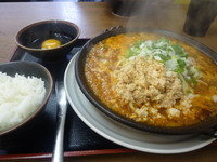 「汁あり油そば 燃えよドラゴン」@濃厚豚骨ラーメン 竹三郎の写真