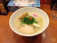 「鶏こくラーメン」@日の出らーめん 大船店の写真
