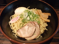 「温玉油そば」@油そば専門店 ぶらぶら 横浜本店の写真