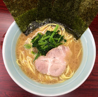 「ラーメン並 650円•かため」@横浜ラーメン武蔵家 菊名店の写真