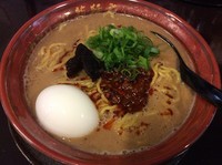 「赤豚骨」@バカヤロー！！龍麺房の写真