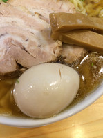 「手もみ中華そば大盛りトッピング」@博多らーめん バリ龍の写真