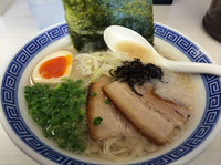 「豚骨らぁめん クーポンで600円」@麺絆景勝軒 伊勢崎日乃出町店の写真