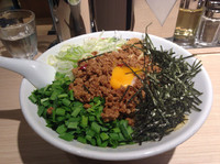 「期間限定まぜそば」@TOKYO UNDER GROUND RAMEN 頑者の写真