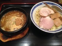 「ぎょとん　つけそば　￥７８０　（麺１玉、１．５玉　同価格）」@麺屋 わかなの写真