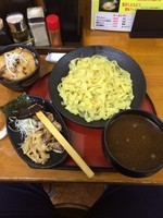 「つけ麺(平打ち麺)＋炙りチャーシュー丼」@中華そば くりの木 伊奈店の写真