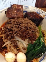 「太肉坦々まぜそば」@担々麺とまぜそば だんだんの写真