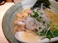 「塩らぁめん」@麺屋 百式 権之助坂店の写真