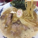 濃厚とんこつ魚介ラーメン¥650