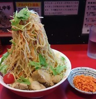 「冷やし中華（少なめ）780円ﾔｻｲﾏｼﾏｼｶﾗﾒｶﾗｱｹﾞ別」@千里眼の写真