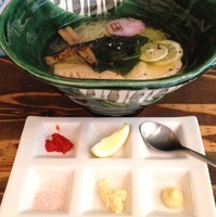 「ラーメン（￥700）」@淡麗塩そば ポールの写真