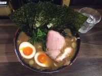 「のり玉ラーメン」@神田ラーメン わいず 神田本店の写真