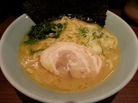 「ラーメン（５００円）」@横浜ラーメンゑびす 蒲田店の写真