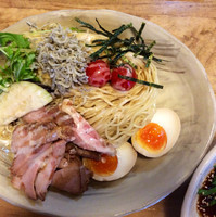 「冷やし中華『梅ジュレ付き』700円」@いのうえの写真