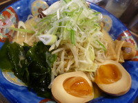 「味噌ラーメン（７５０円）＋野菜増し＋味玉」@北海道らーめん ひむろ 我孫子店の写真