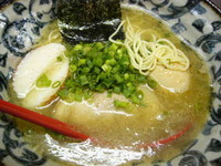 「味付玉子入り中華そば」@洛二神の写真