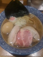 「特製あさりと昆布出汁ラーメン」@麺屋 一燈 おかず市場 イートインコーナーの写真