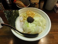 「熟成練り醤油らーめん700円大盛　肉めし150円」@『   』（無銘）の写真