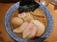 「特製あさりと昆布出汁ラーメン」@麺屋 一燈 おかず市場 イートインコーナーの写真