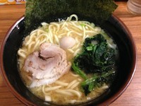 「ラーメン並」@横浜家系ラーメン 壱角家 市川南口店の写真