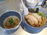 「烏賊そば&烏賊めし(830円)」@豚骨一燈の写真