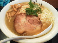 「塩煮干しらーめん+大盛り」@煮干しらーめん青樹 立川店の写真