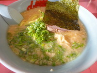 「プレミアム塩とんこつ」@ラーメン山岡家 高崎西店の写真