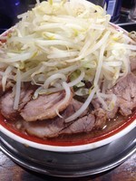 「小ラーメン 豚  野菜増  ニンニク少し」@麺でる 多摩センター店の写真
