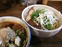 「【限定】白ごま坦々つけめん（中盛同額）850円」@麺処 井の庄の写真