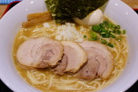 「特製ラーメン（中）」@麺屋 睡蓮の写真