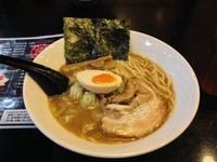 「左近・こってり白豚骨（大盛￥750）」@麺将 武士の写真