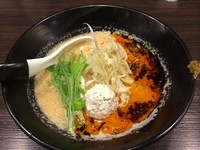 「麗～うらら～（英流担担麺）（900円）」@麺画廊 英の写真