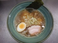 「煮干しラーメン 600円」@らーめん酒場 親父の塩の写真