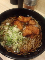 「津軽鶏の唐揚げそば600円」@吉利庵の写真