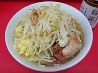 「小ラーメン（700円）ヤサイニンニクアブラ」@ラーメン二郎 小岩店の写真