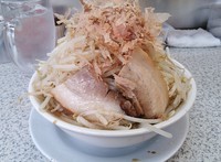 「ラーメン(ヤサイカツオ増し)¥680」@ラーメン・つけ麺 笑福 天満橋店の写真