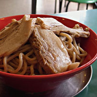 「煮干つけ麺800円大盛り無料＋チャーシュー330円」@佐藤製麺所の写真