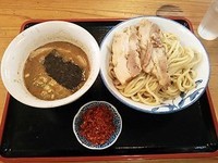 「辛つけ麺（小）＋半肉増し」@つけめん・らあめん 福は内の写真