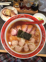 「チャーシューワンタンメン1340円、炙りチャーシュー丼ランチ20」@支那ソバ かづ屋 五反田店の写真